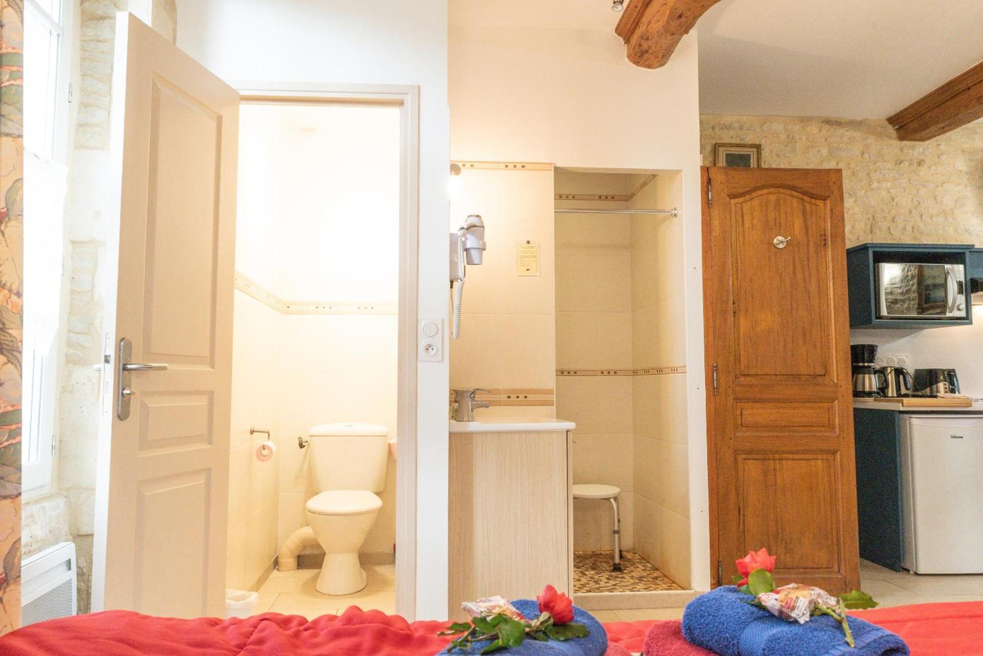 Le Clos Des Courtines - Meuvaines Room photo